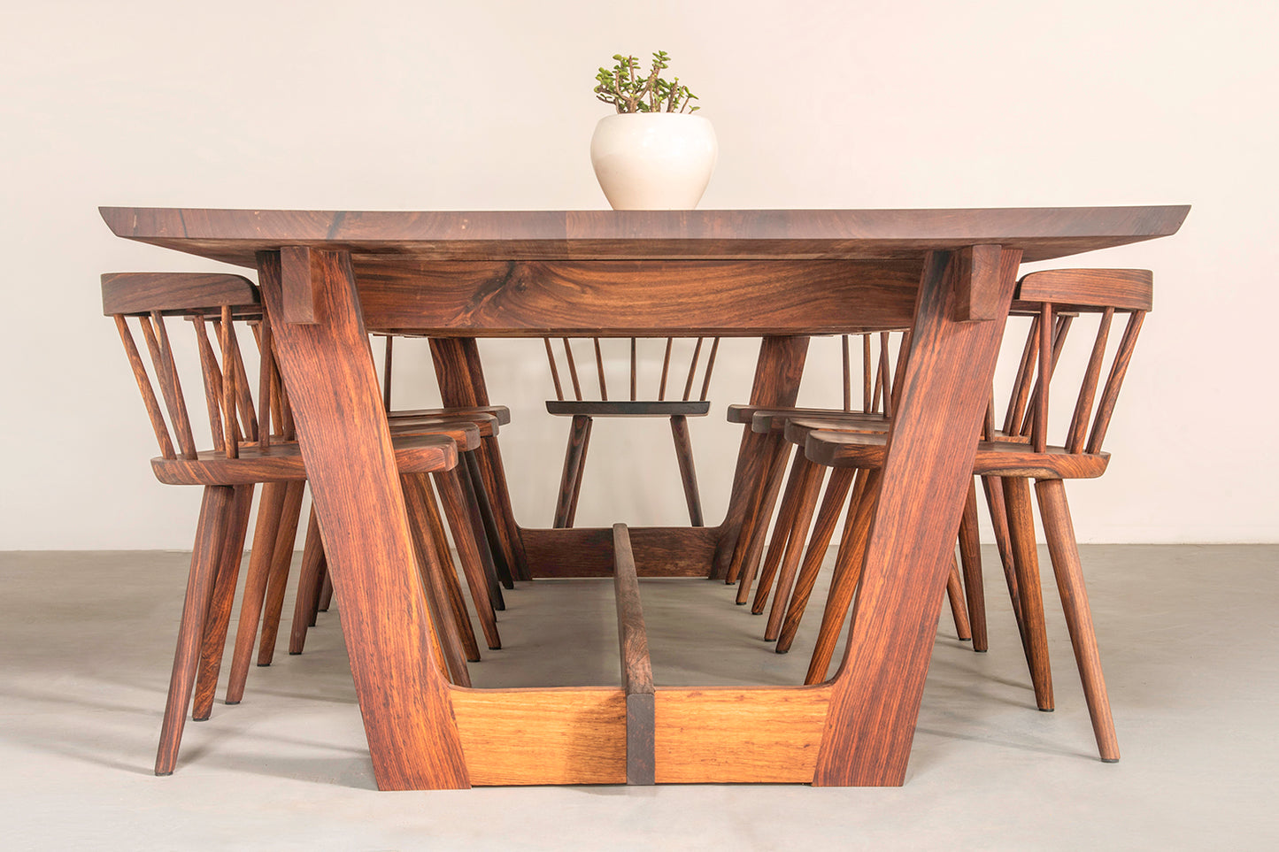 Daikei Dining Table - Rosewood