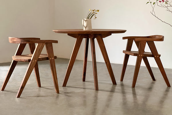 Luna Dining Table
