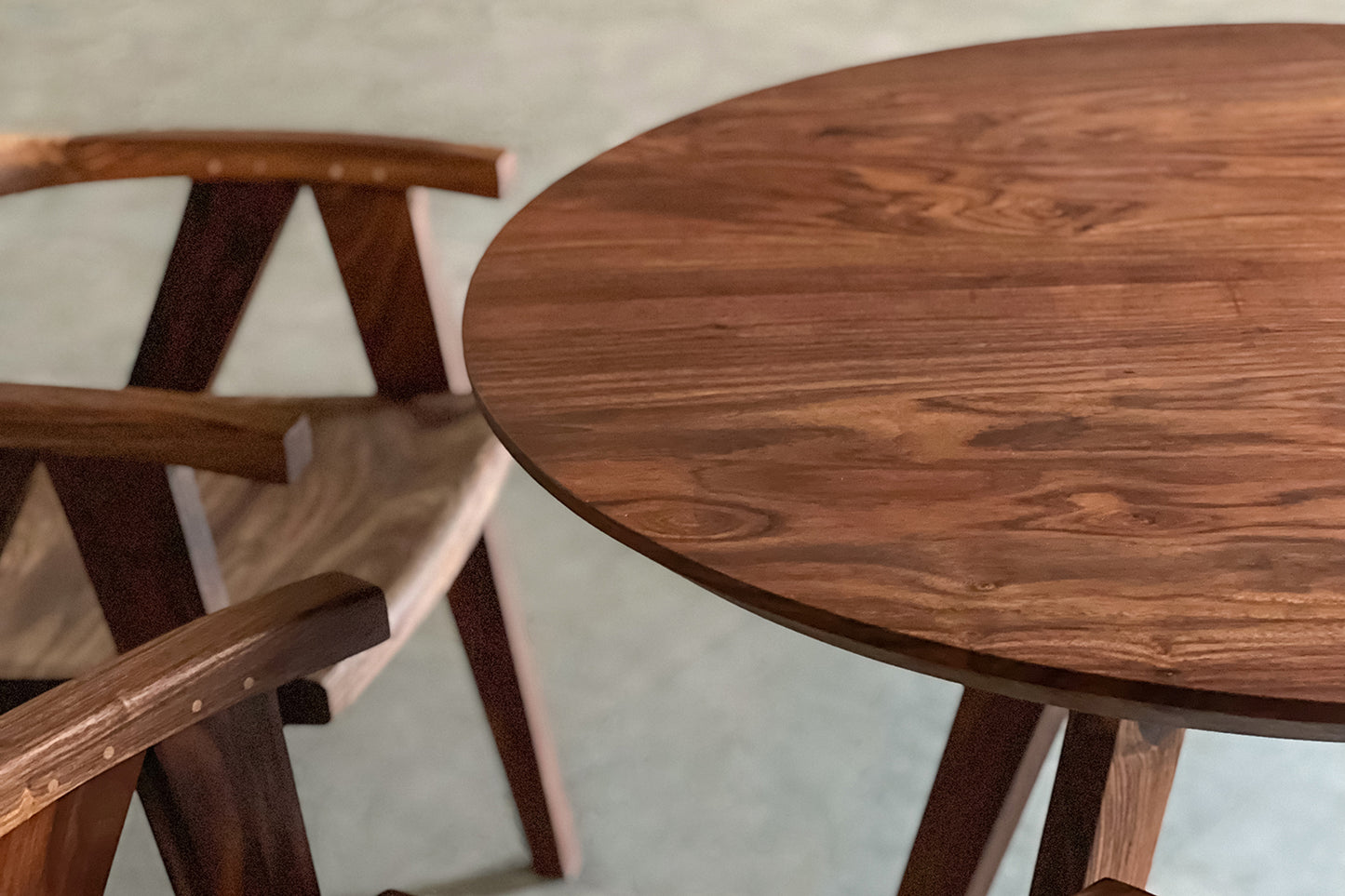 Luna Dining Table - Rosewood