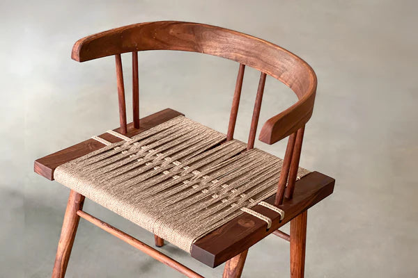 Nivasa Chair