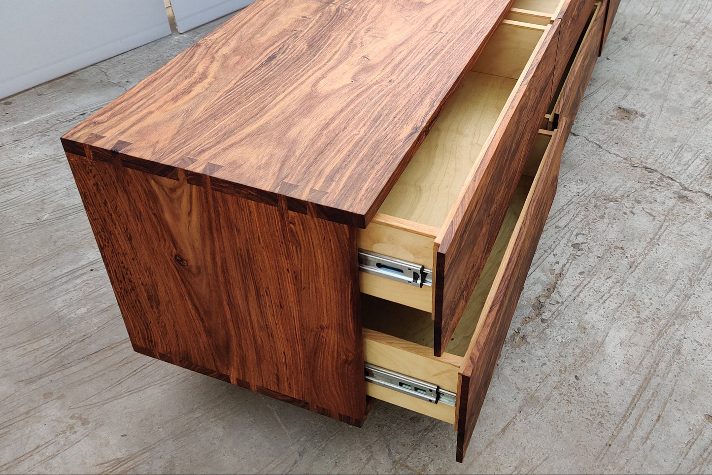 Wave Console - Rosewood