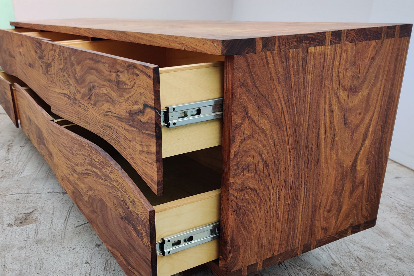 Wave Console - Rosewood