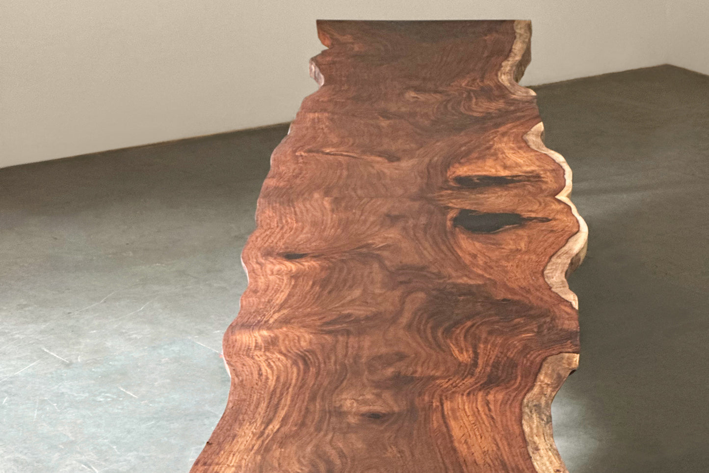 Trident Bench- Rosewood