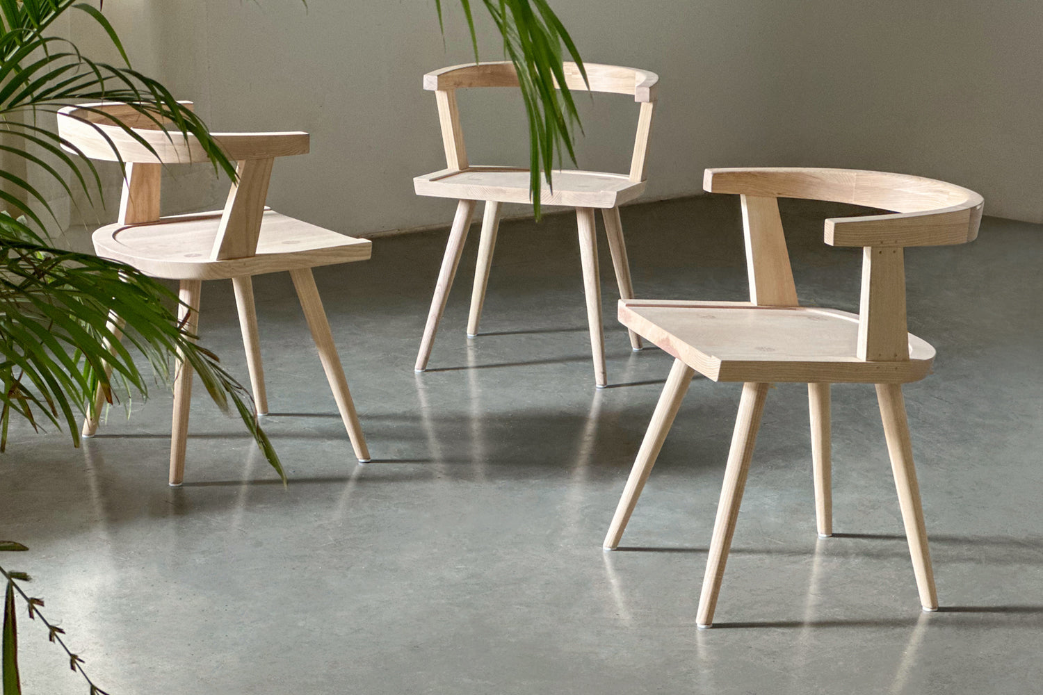 Shop Solid Wood Classic Chairs Online – solidbench