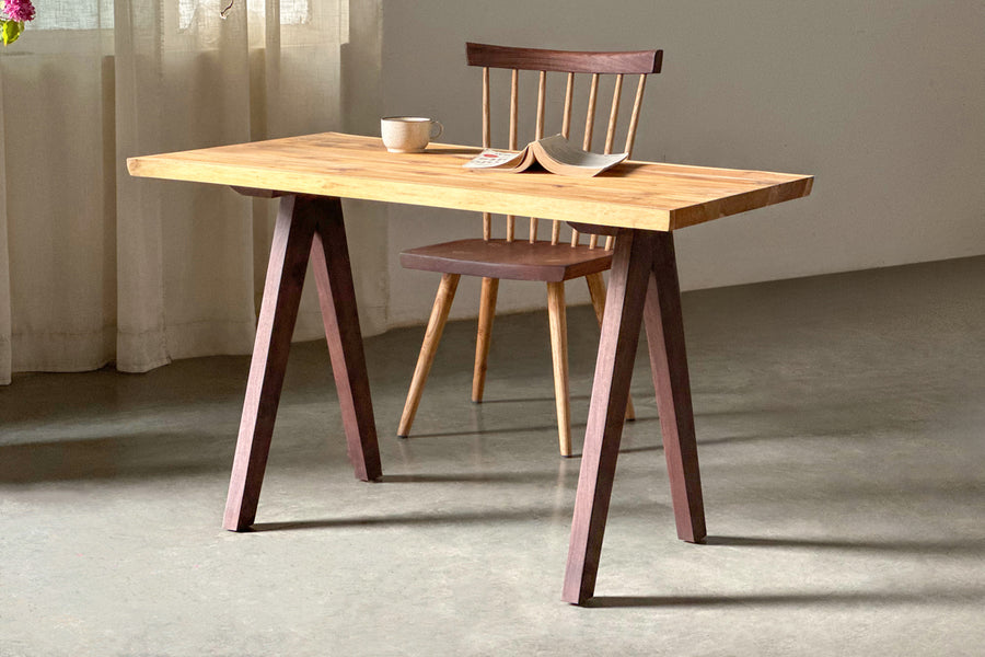 Accent Study Table