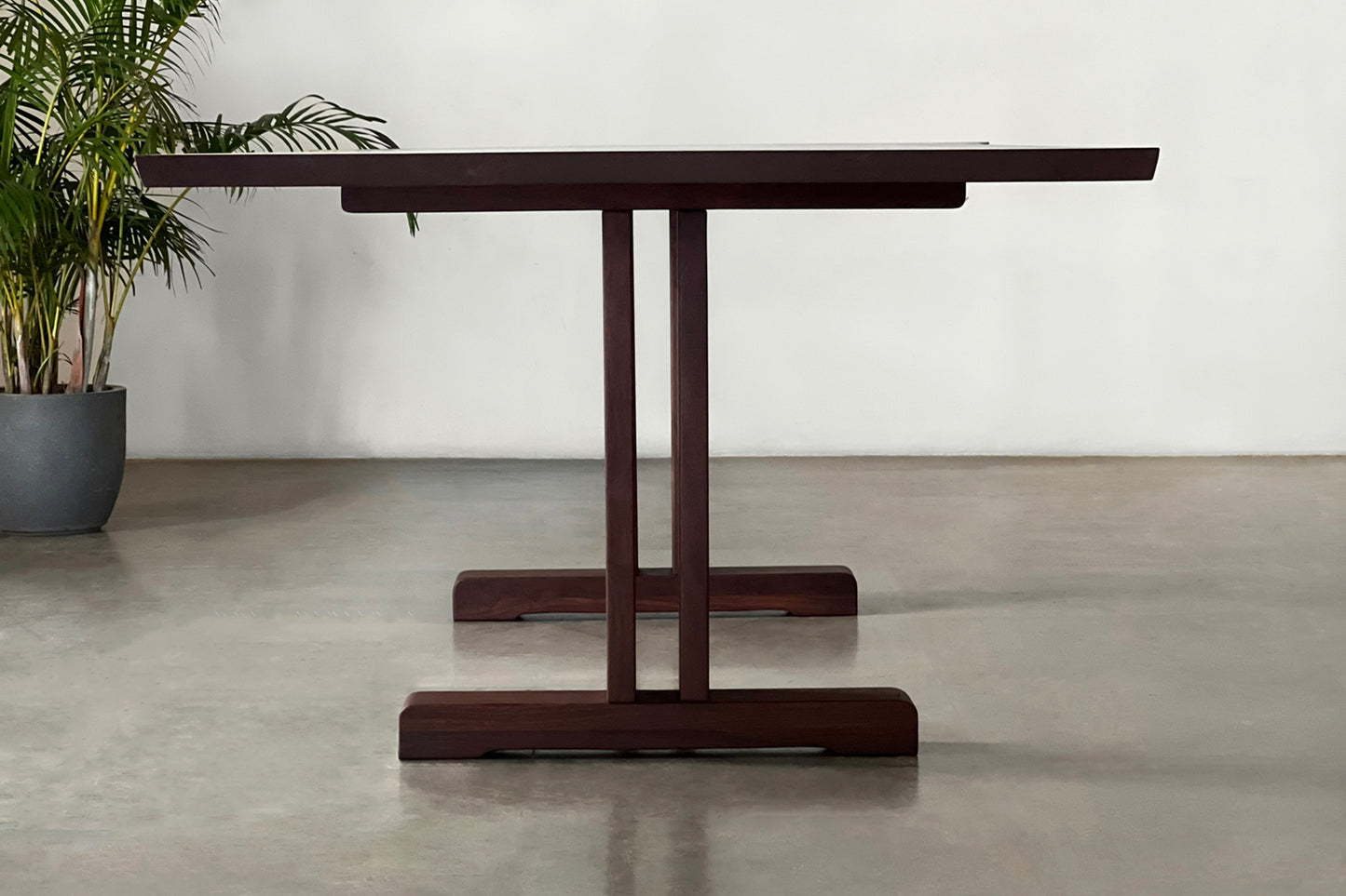 Dais Dining Table - Rosewood with Chocolate Oil