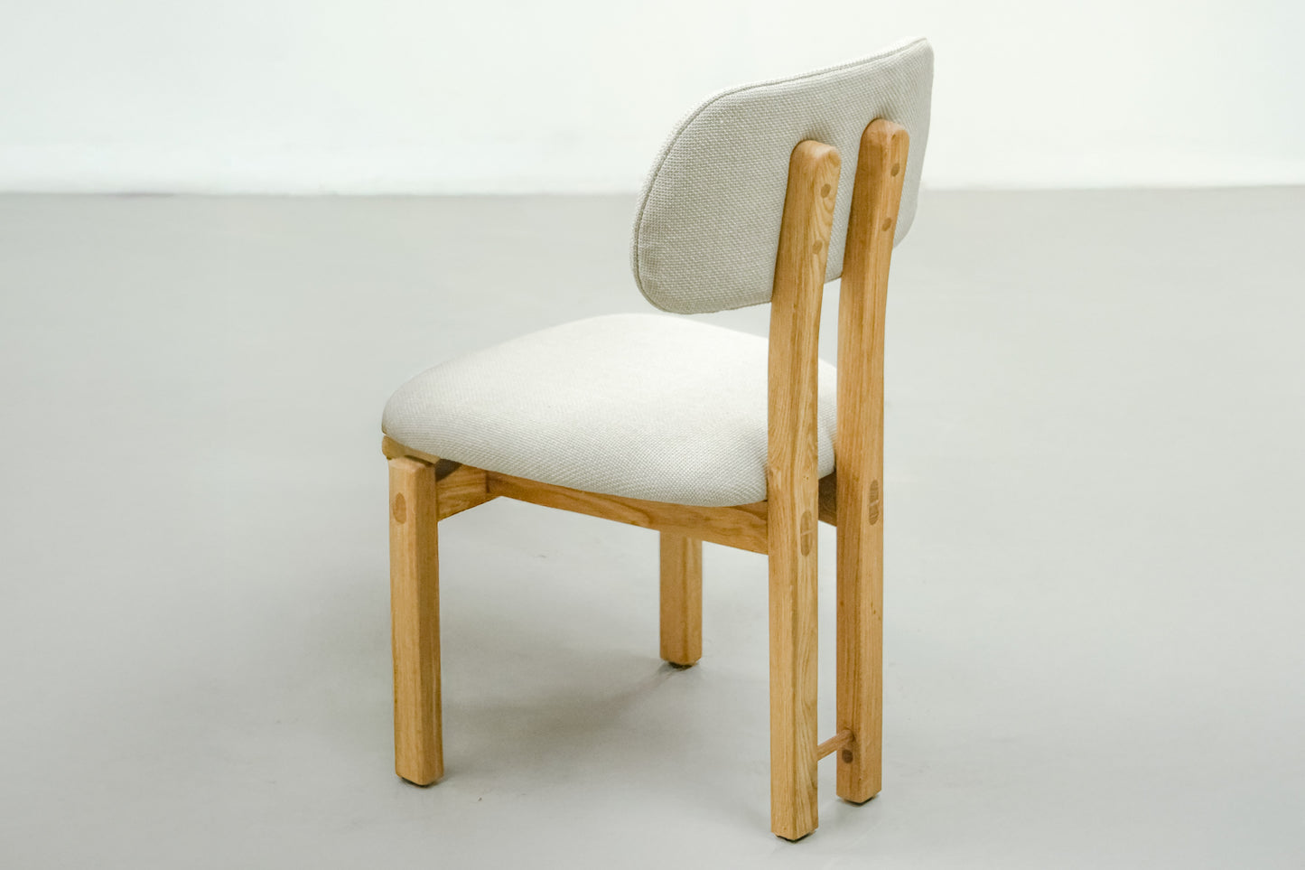 Nivasa Chair