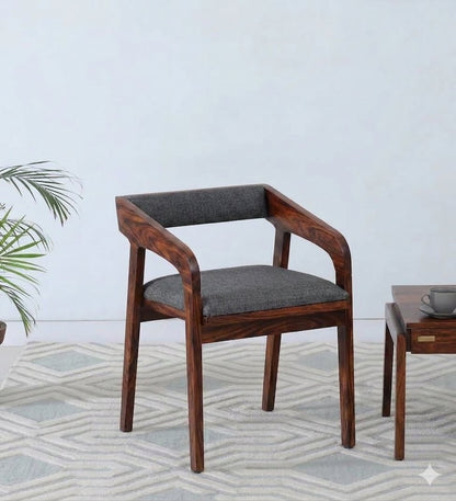 Nivasa Chair
